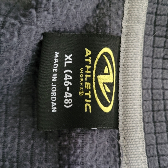 🍁ATHLETIC WORKS Full Zip Gray & Black Color Block Men's XL (46/48) - Picture 7 of 10
